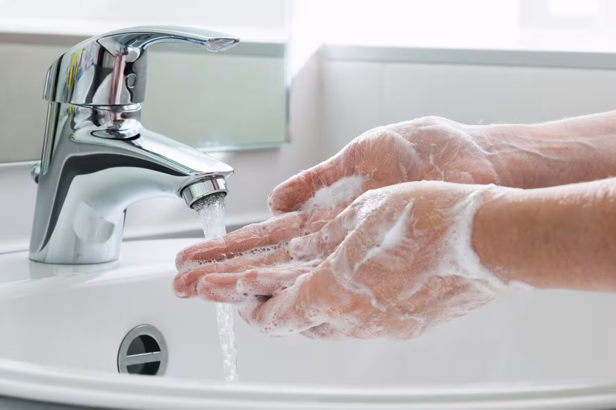 washing hand