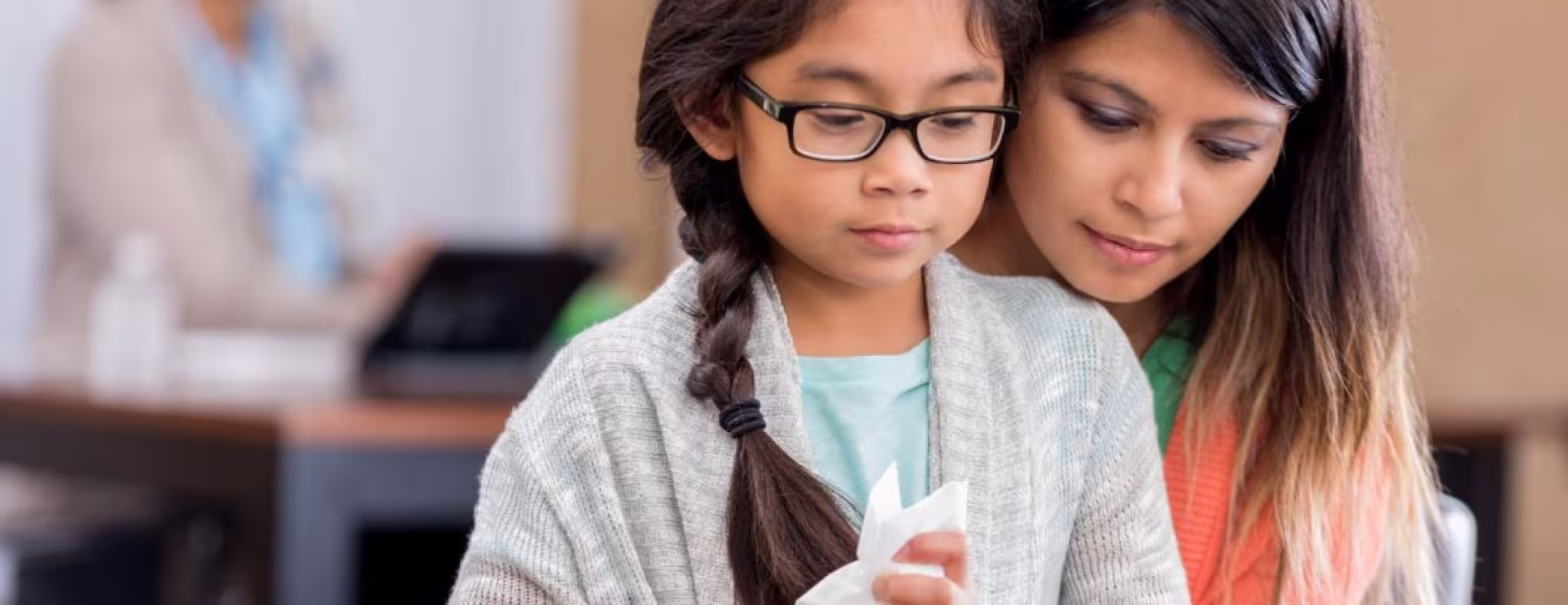 mom and child at doctor