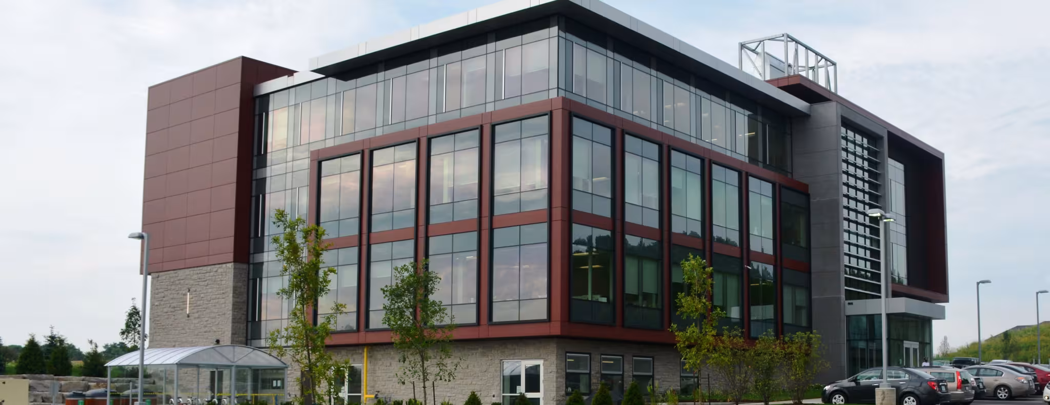 An image of the Wellington-Dufferin-Guelph Public Health Chancellors Way office building.