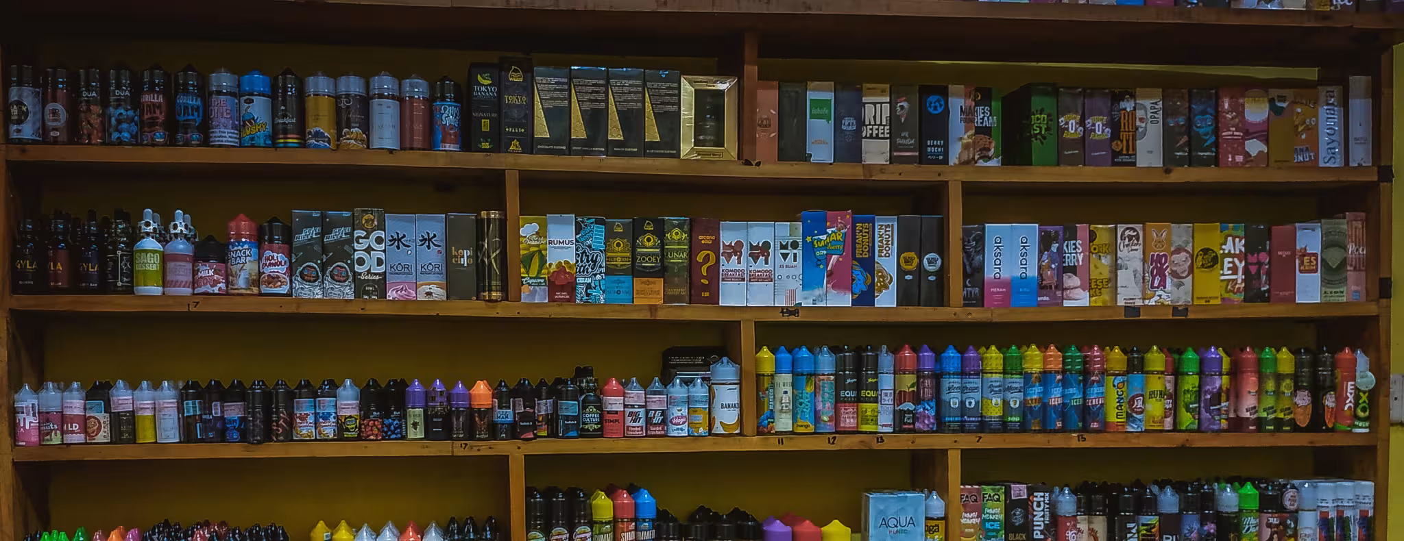 Vape shop shelves